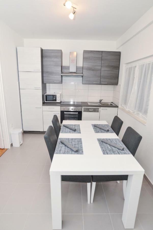 Luxury Apartments Boduja Sukošan Buitenkant foto