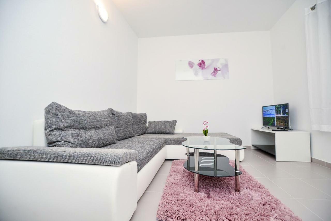 Luxury Apartments Boduja Sukošan Buitenkant foto